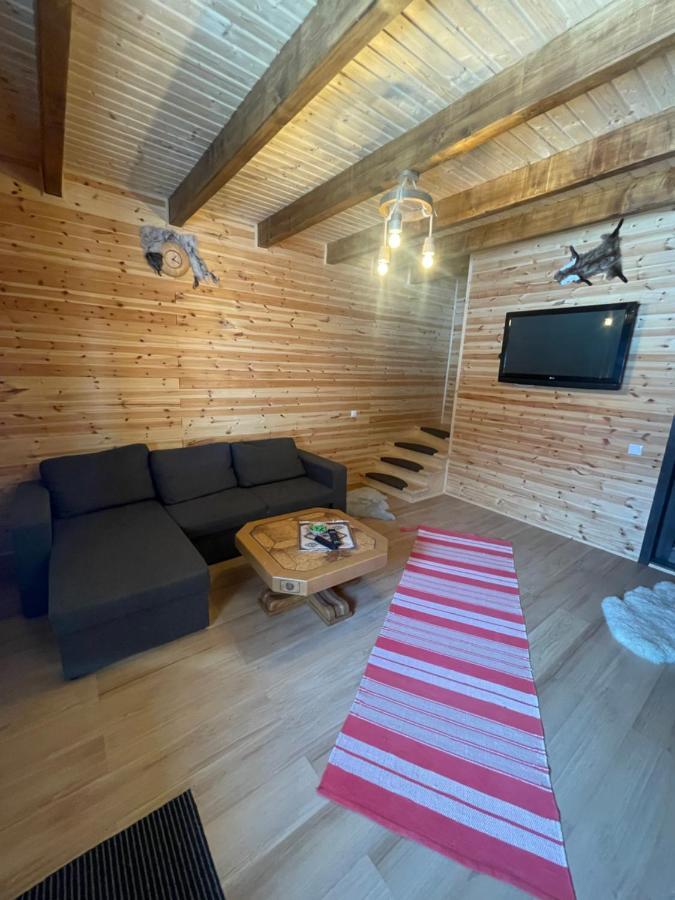 Aroa Mountain Hébergement de vacances Zărneşti